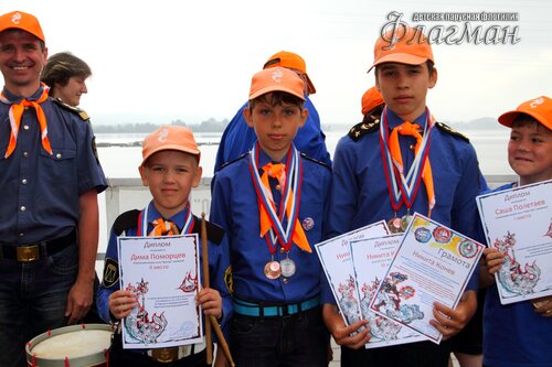 Фоторепортаж с парусной практики флотилии Флагман, прошедшей в июне 2017 года.